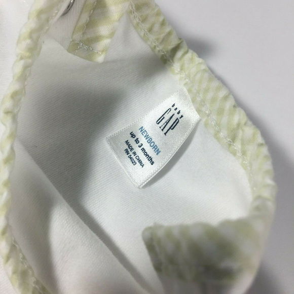 Lot‎ of Assorted Newborn Baby Clothes | Girls - Picture 6 of 8